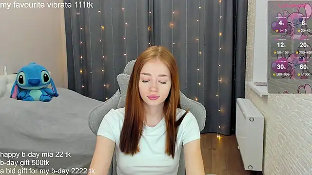 Hot Mia  online show from 21, 1, 2025