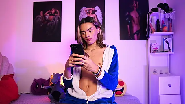 Mikey Morningstar online show from 28, 1, 2025