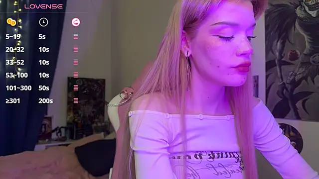 boobsybootie online show from 3, 3, 2025