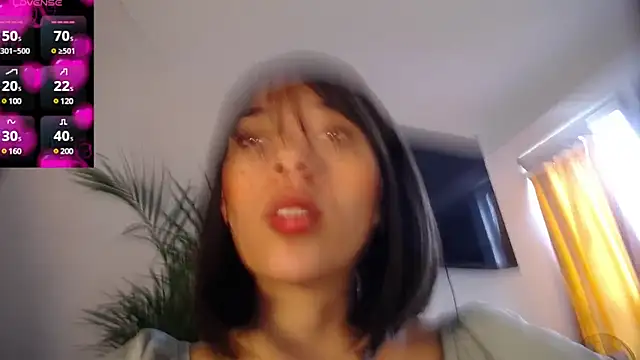 Snapshot of maggie_kay chatting on 12, 2, 2025 maggie kay online show from 12, 2, 2025