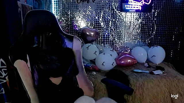 Snapshot of JINX_26 chatting on 14, 9, 2025 JINX 26 online show from 14, 9, 2025