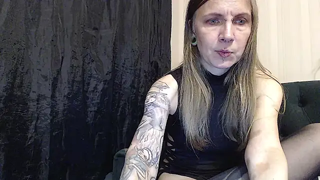 alexandra zaryanova online show from 10, 9, 2025