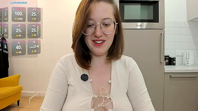 Snapshot of Charmy_Gracy chatting on 19, 6, 2026 Charmy Gracy online show from 19, 6, 2026