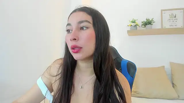 Snapshot of bella_99_ chatting on 12, 6, 2026 bella 99 online show from 12, 6, 2026