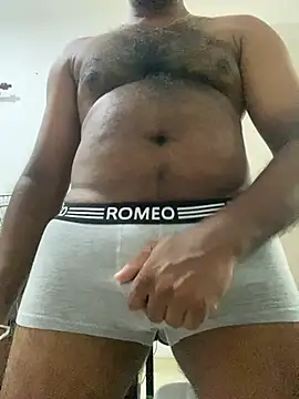 Snapshot of MALEHYPER chatting on 12, 6, 2026 MALEHYPER online show from 12, 6, 2026