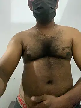 Snapshot of MALEHYPER chatting on 31, 10, 2025 MALEHYPER online show from 31, 10, 2025