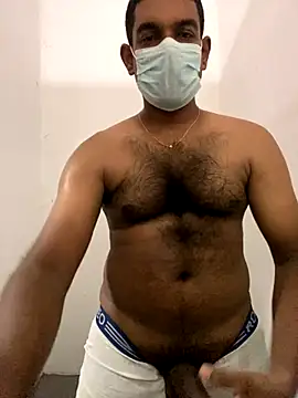 Snapshot of MALEHYPER chatting on 4, 11, 2025 MALEHYPER online show from 4, 11, 2025