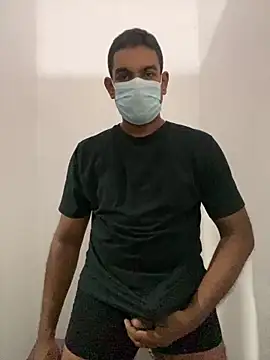 Snapshot of MALEHYPER chatting on 18, 9, 2025 MALEHYPER online show from 18, 9, 2025