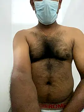 Snapshot of MALEHYPER chatting on 7, 11, 2025 MALEHYPER online show from 7, 11, 2025