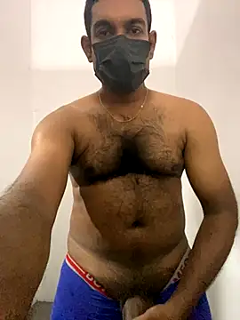 Snapshot of MALEHYPER chatting on 16, 10, 2025 MALEHYPER online show from 16, 10, 2025