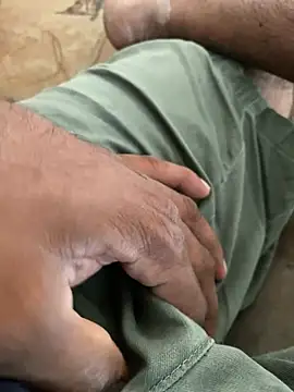 Snapshot of MALEHYPER chatting on 9, 3, 2025 MALEHYPER online show from 9, 3, 2025