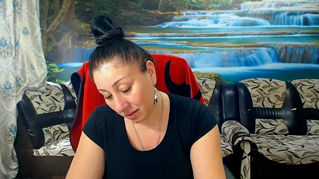 MoistMady online show from 13, 4, 2026