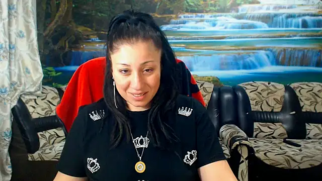 MoistMady online show from 14, 4, 2026