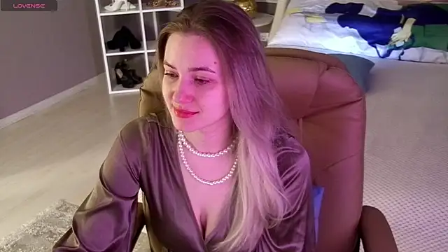 elinanortas online show from 2, 10, 2025