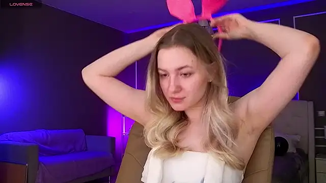 elinanortas online show from 25, 10, 2025