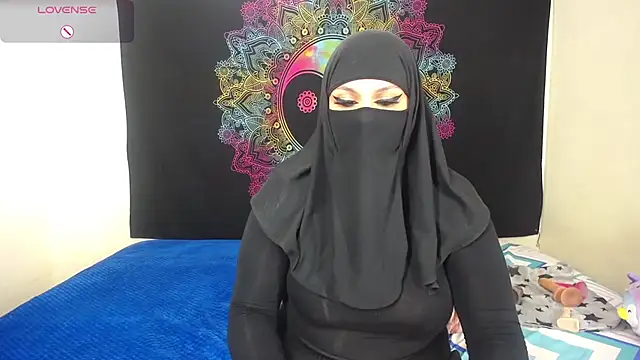 evelyn  salah online show from 28, 10, 2025