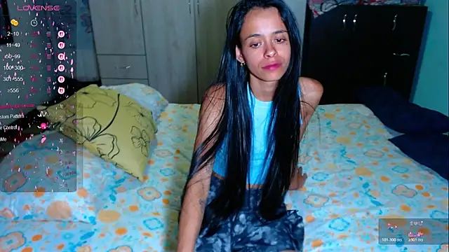 Mia sexy18  online show from 5, 3, 2026