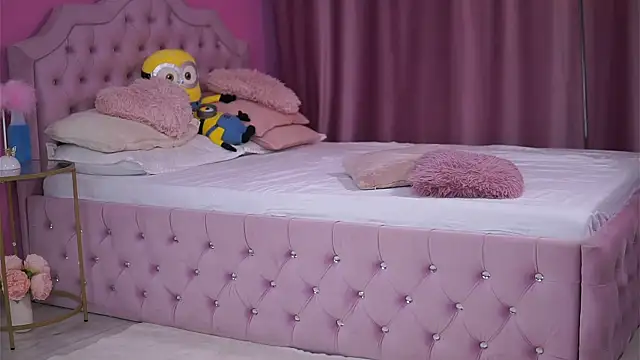 AshleySinn online show from 12, 10, 2025