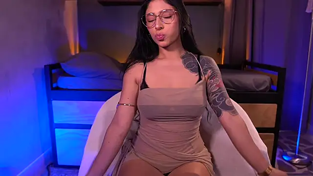 camila3   online show from 21, 11, 2025