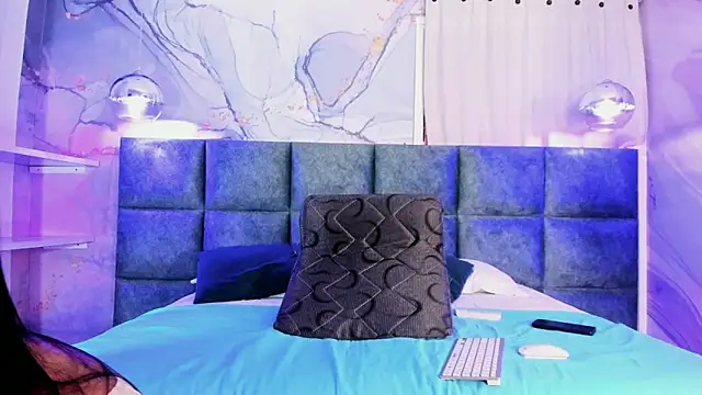 Scarleett 22 online show from 12, 9, 2025