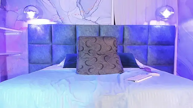 Scarleett 22 online show from 9, 9, 2025