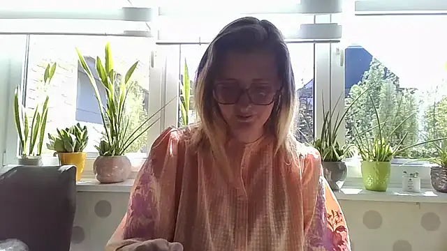 LiquidLeonie online show from 22, 4, 2026