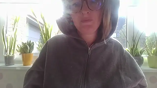 LiquidLeonie online show from 25, 3, 2026