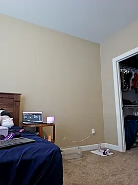 AmethystFoxx online show from 16, 9, 2025