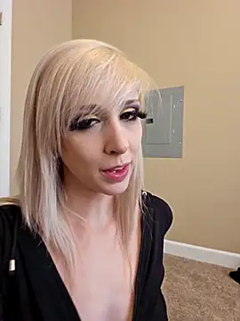 AmethystFoxx online show from 23, 9, 2025