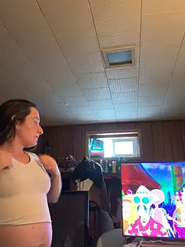 Mini And The Bear online show from 1, 3, 2026