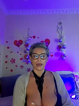 BellaBellaHot online show from 26, 10, 2025