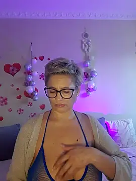 BellaBellaHot online show from 25, 11, 2025