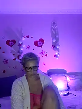 BellaBellaHot online show from 7, 11, 2025