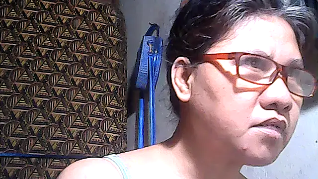 sweetsosie18 online show from 11, 4, 2026