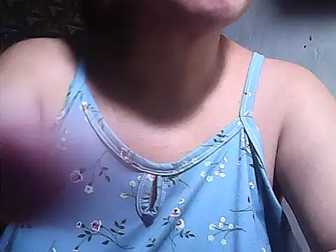 sweetsosie18 online show from 15, 5, 2026