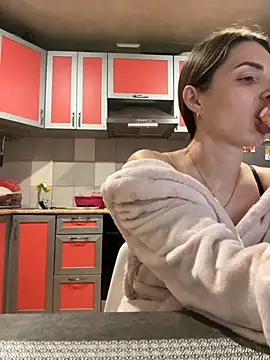 SeducingYoghourt online show from 8, 11, 2025