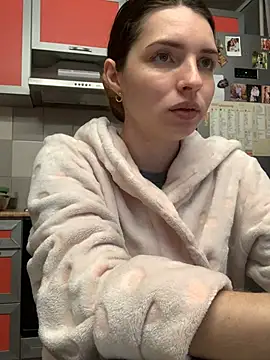 SeducingYoghourt online show from 24, 2, 2025