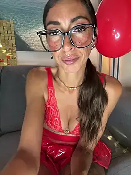 amanilouve online show from 10, 5, 2026