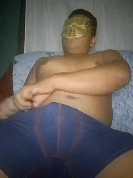 Snapshot of Efrain2090 chatting on 19, 9, 2025 Efrain2090 online show from 19, 9, 2025