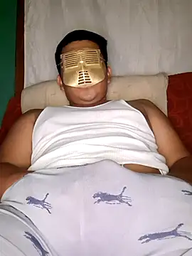 Snapshot of Efrain2090 chatting on 14, 11, 2025 Efrain2090 online show from 14, 11, 2025