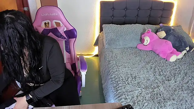 saphira owen online show from 10, 3, 2025