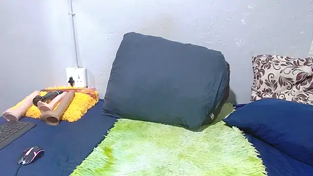 MatureBootyBabe4Uxx online show from 20, 11, 2025