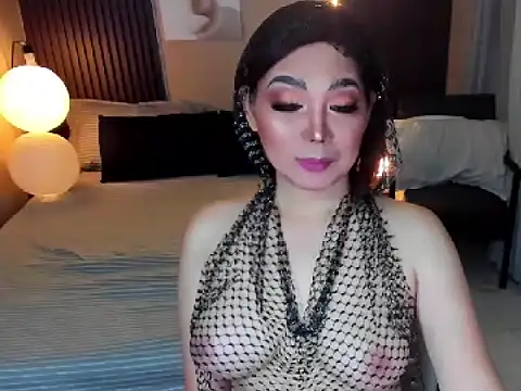 SquirtCumAlots online show from 27, 5, 2026