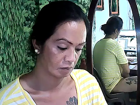 yummy 21xxx online show from 19, 9, 2025