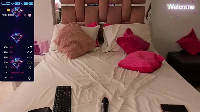 toriivyy online show from 15, 4, 2026