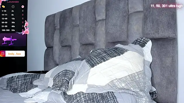 emily fox1 online show from 26, 3, 2026