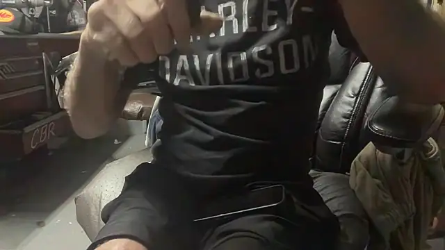 eddieeatsass online show from 31, 7, 2026