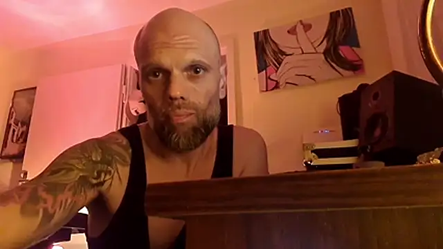 Ladyshaker82 online show from 2, 11, 2025