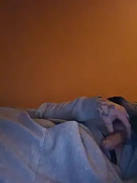 Ladyshaker82 online show from 3, 12, 2025