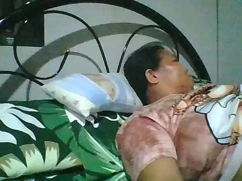 pinay wild mature online show from 5, 10, 2025